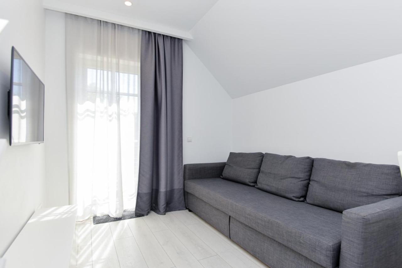 Apartment Amber White Nida Exterior photo
