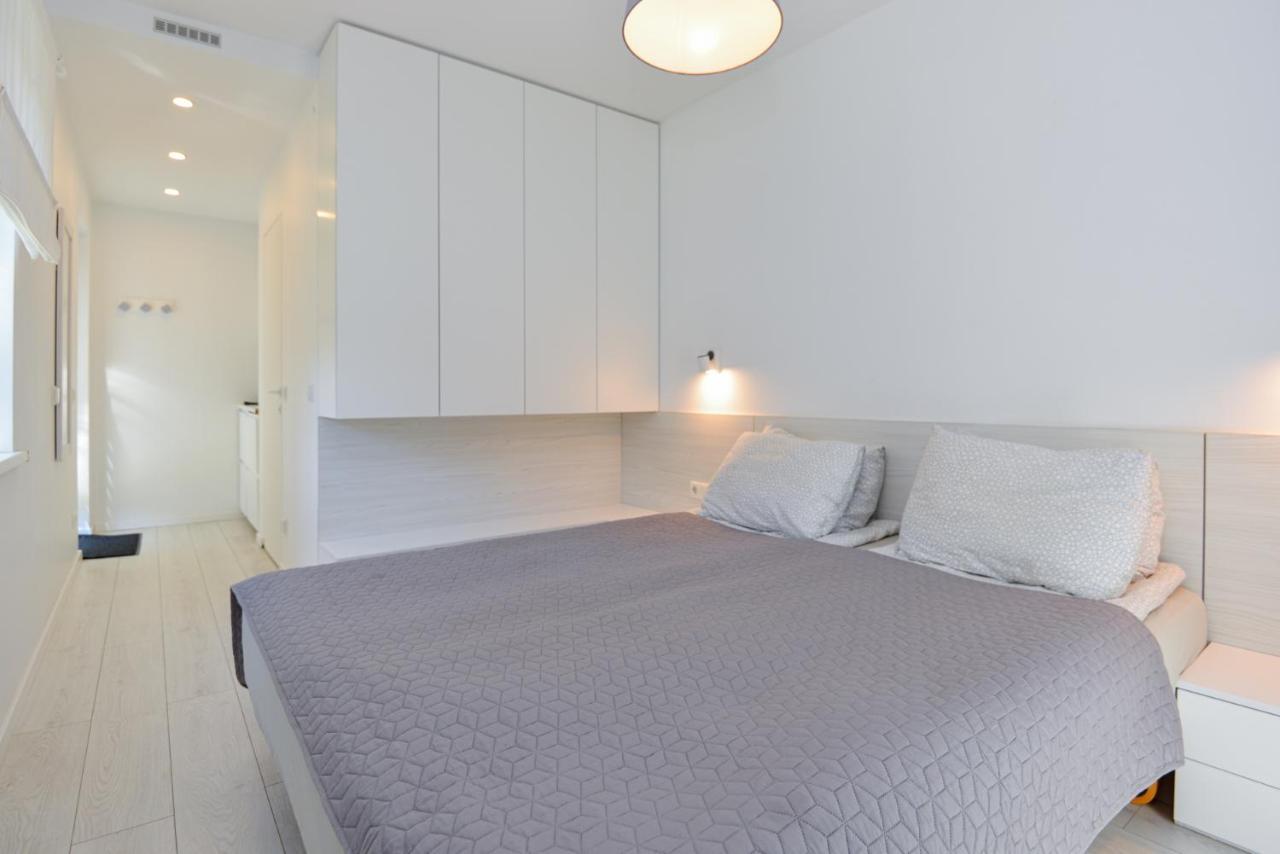 Apartment Amber White Nida Exterior photo